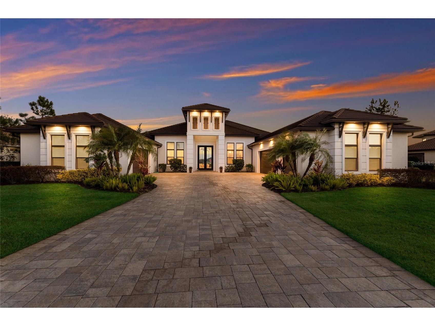 8428 Lindrick Lane Bradenton FL 34202 A4682956 image1