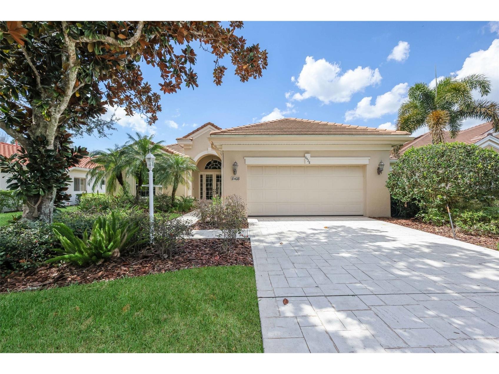 8428 Misty Morning Court Lakewood Ranch FL 34202 A4685923 image1