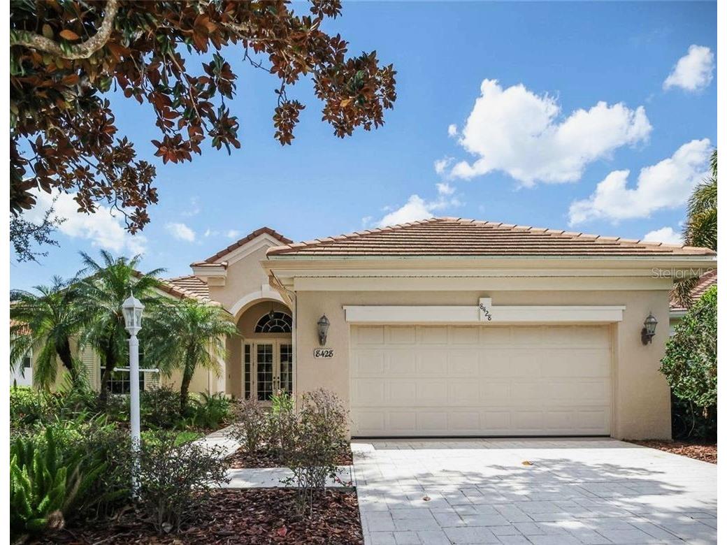 8428 Misty Morning Court Lakewood Ranch FL 34202 A4685923 image2