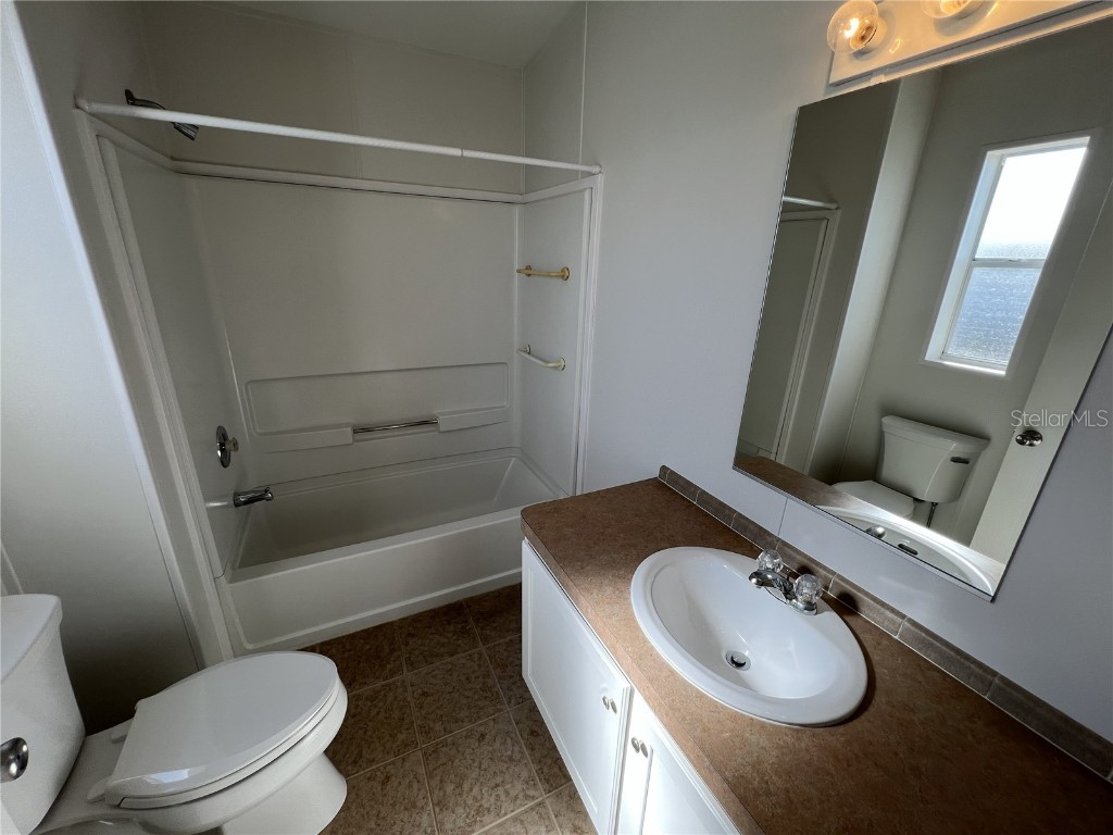 8428 Regal Way Palmetto FL 34221 A4675594 image16