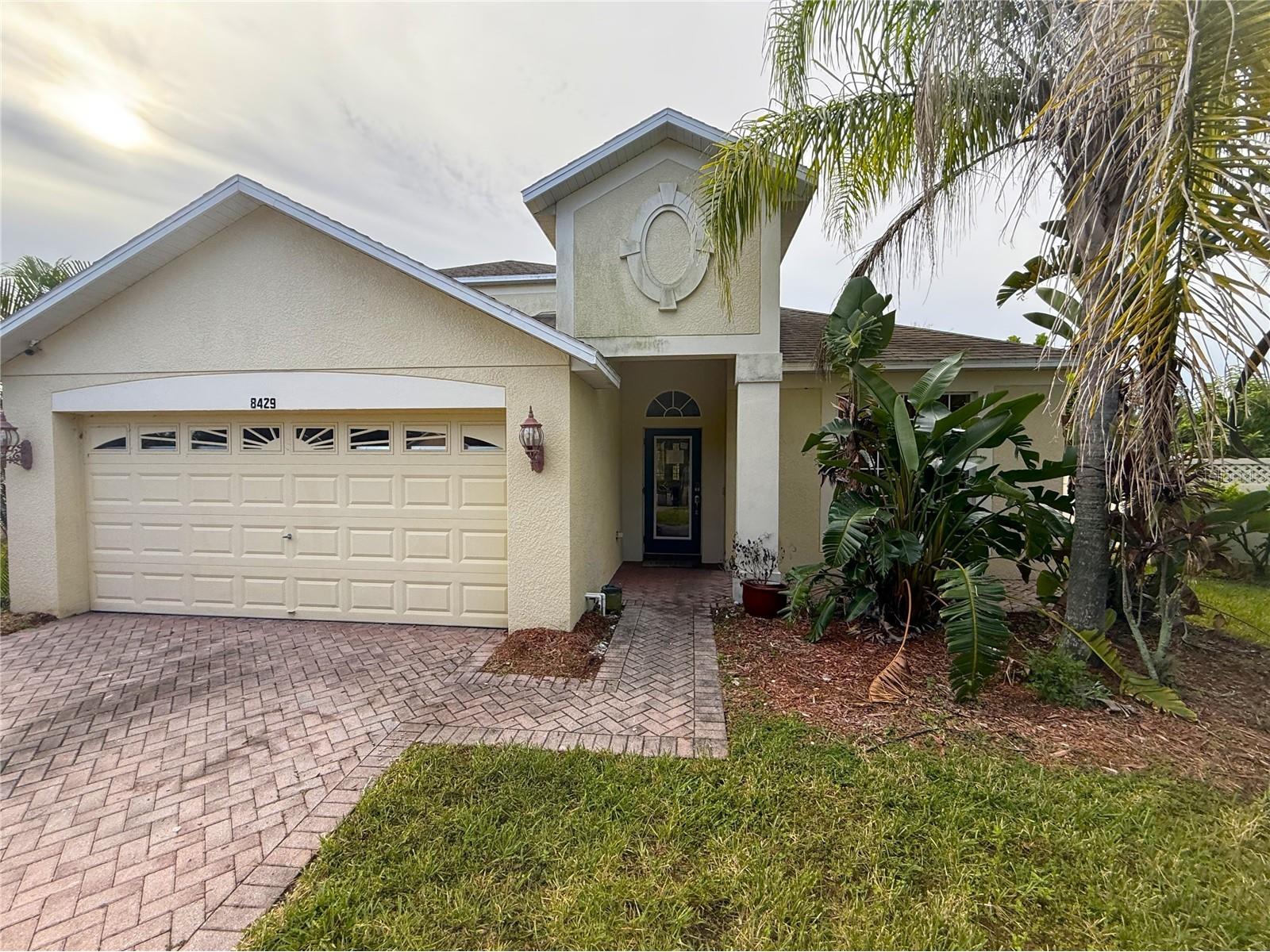 8429 Hunters Fork Loop Ruskin FL 33573 TB8502124 image1