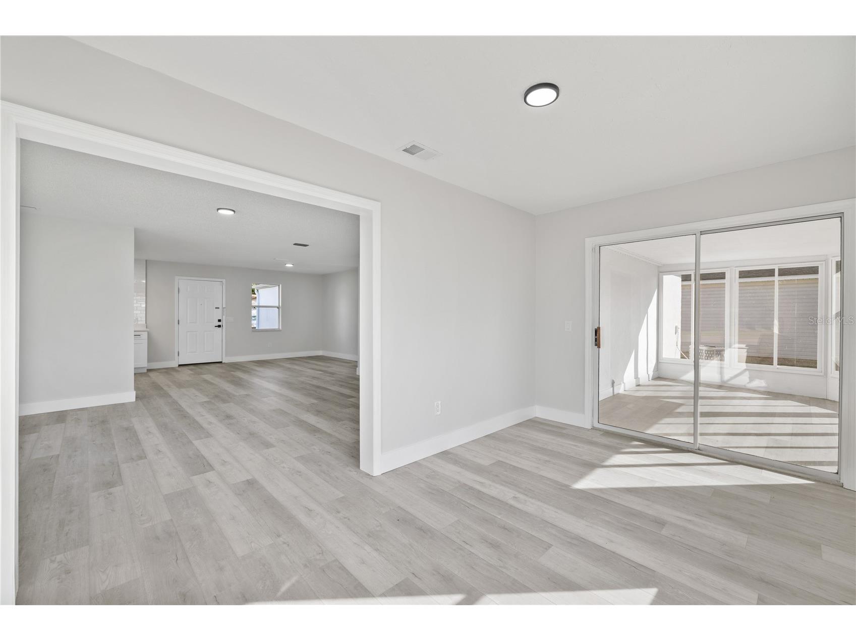 843 Bolivar Street Lady Lake FL 32159 TB8511597 image19