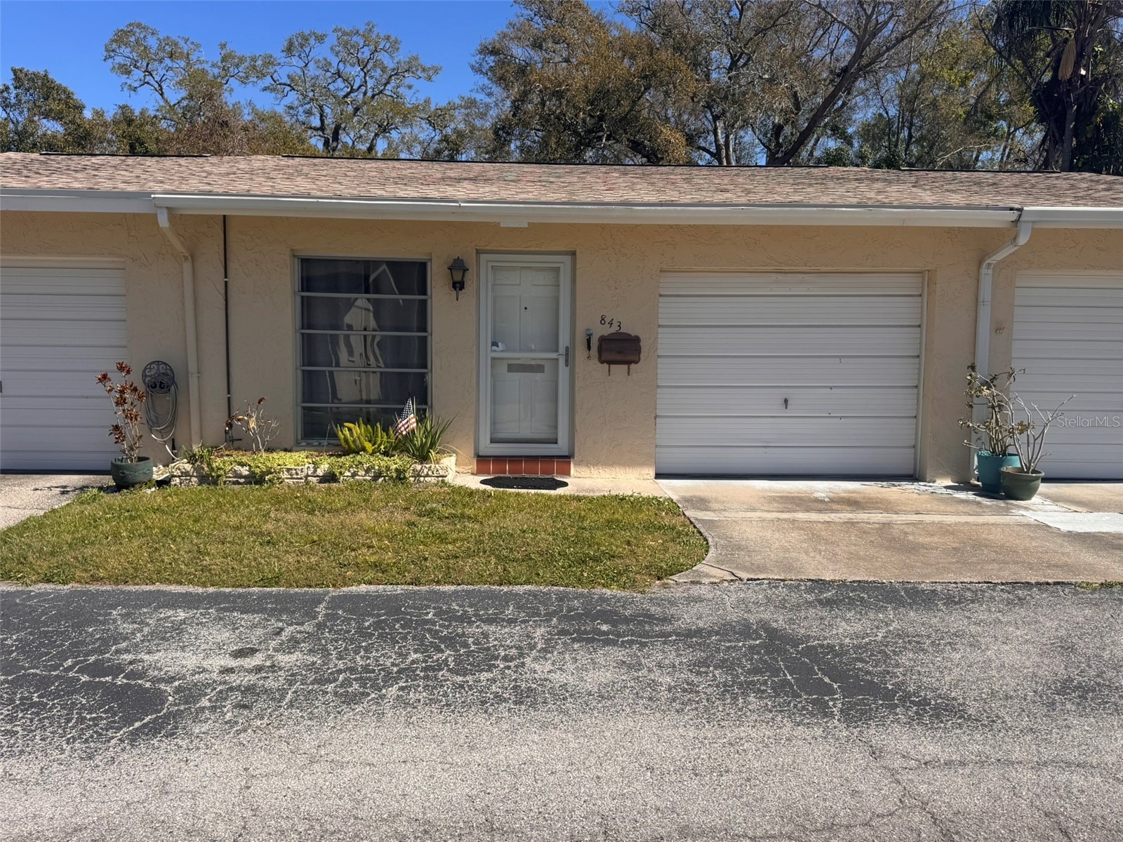 843 Cambridge Court #843 Dunedin FL 34698 TB8480906 image2