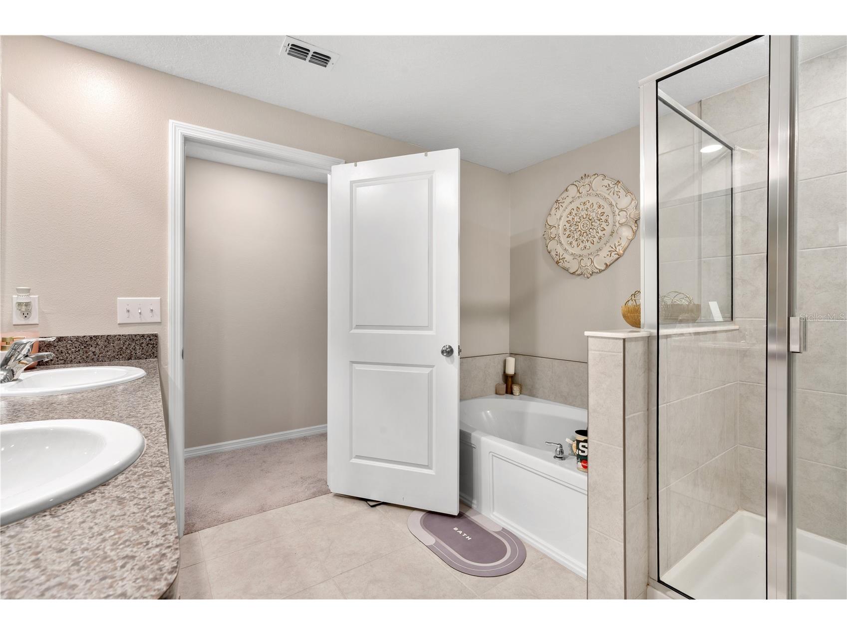 843 Royal Empress Drive Ruskin FL 33570 TB8510199 image25