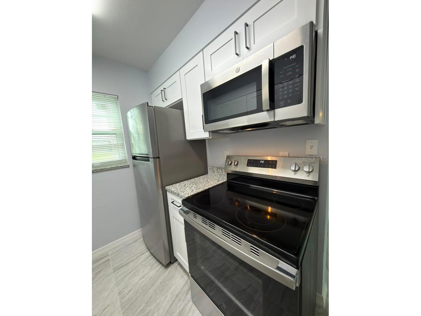 843 Sky Lake Circle #B Orlando FL 32809 S5149372 image3