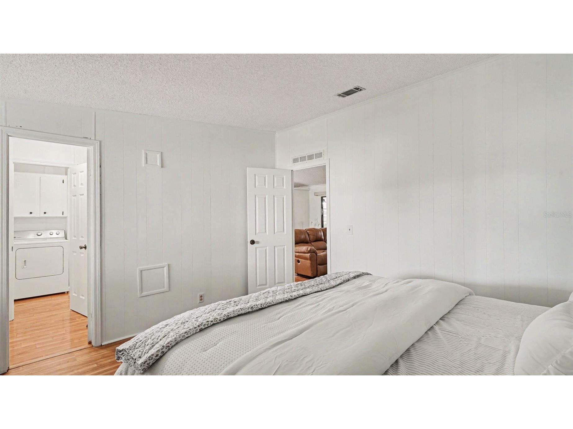 8430 Imperial Circle Palmetto FL 34221 TB8528331 image23
