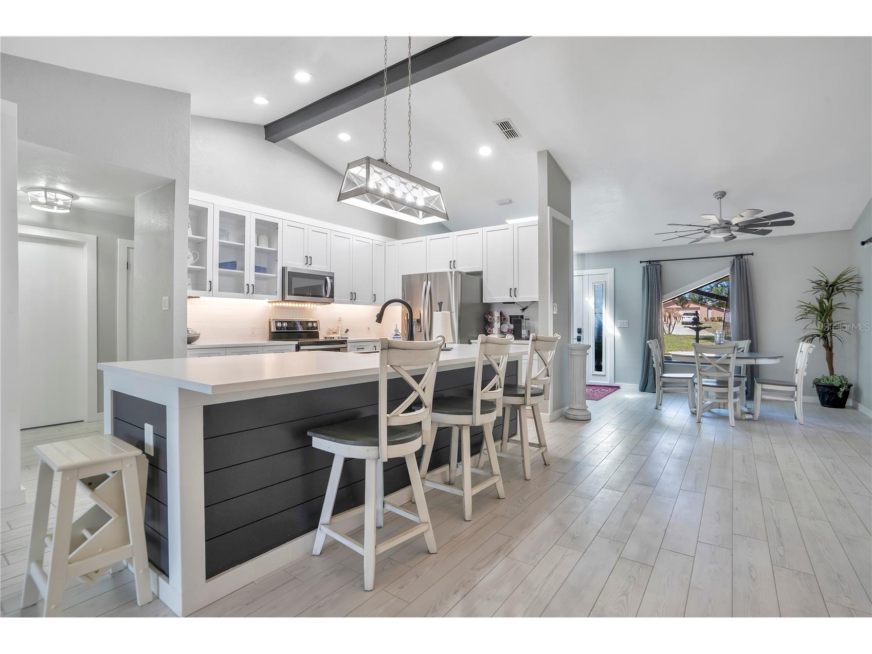 8431 Delaware Drive Weeki Wachee FL 34607 L4960263 image10