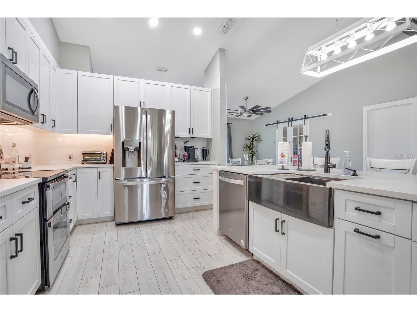 8431 Delaware Drive Weeki Wachee FL 34607 L4960263 image4