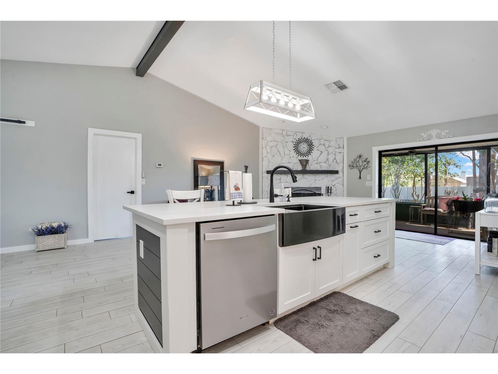 8431 Delaware Drive Weeki Wachee FL 34607 L4960263 image7