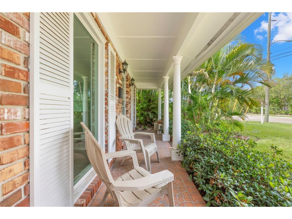 8431 Riverside Drive NE Saint Petersburg FL 33702 TB8406121 image3