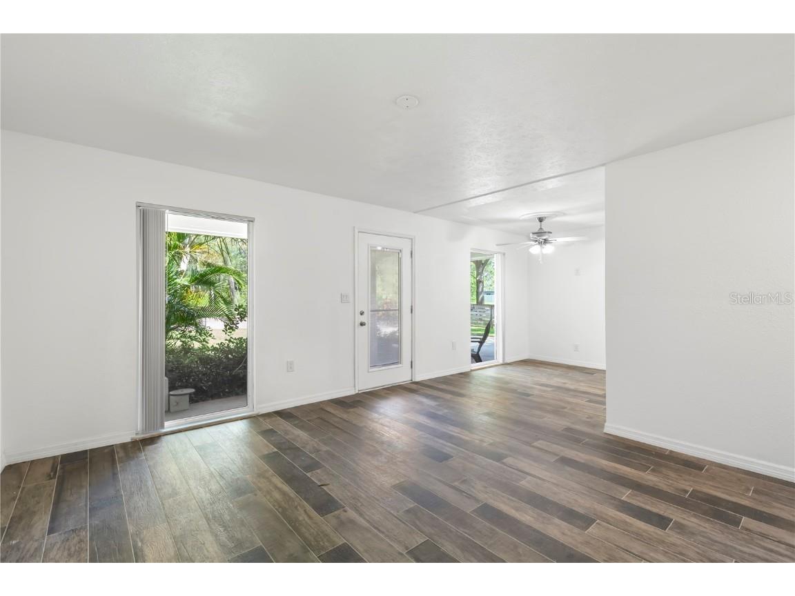 8431 Riverside Drive NE Saint Petersburg FL 33702 TB8406121 image5