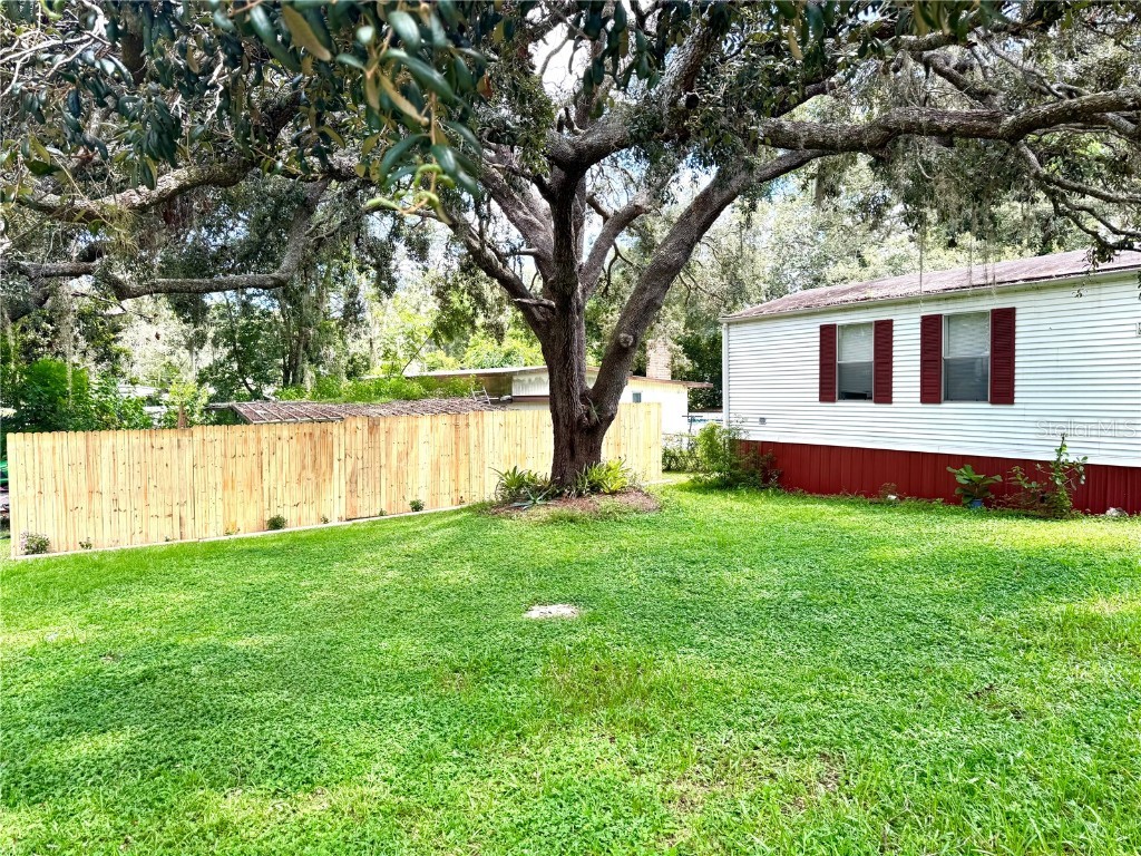 8431 S Lake Consuella Drive Floral City FL 34436 TB8385616 image3