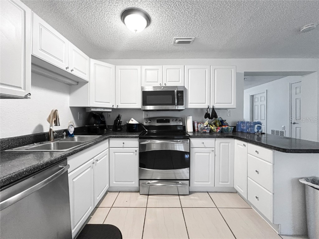 8432 Lantana Drive Seminole FL 33777 A4667270 image12