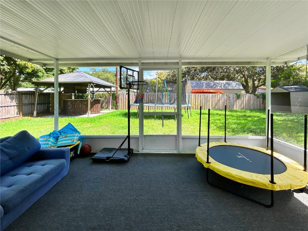 8432 Lantana Drive Seminole FL 33777 A4667270 image14