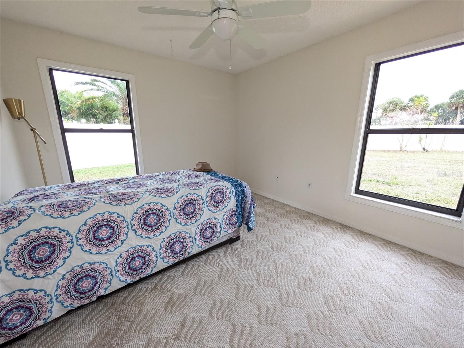 8432 Palm Lakes Court Sarasota FL 34243 A4677152 image15