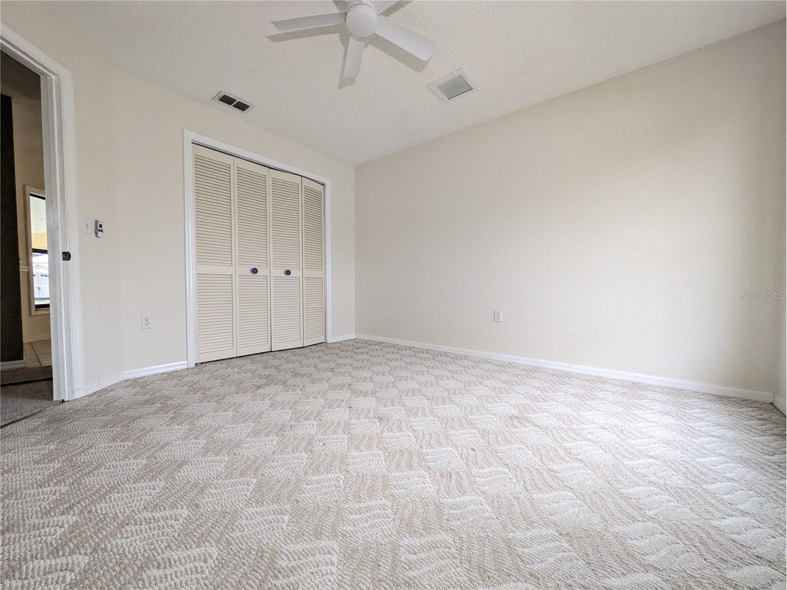 8432 Palm Lakes Court Sarasota FL 34243 A4677152 image16