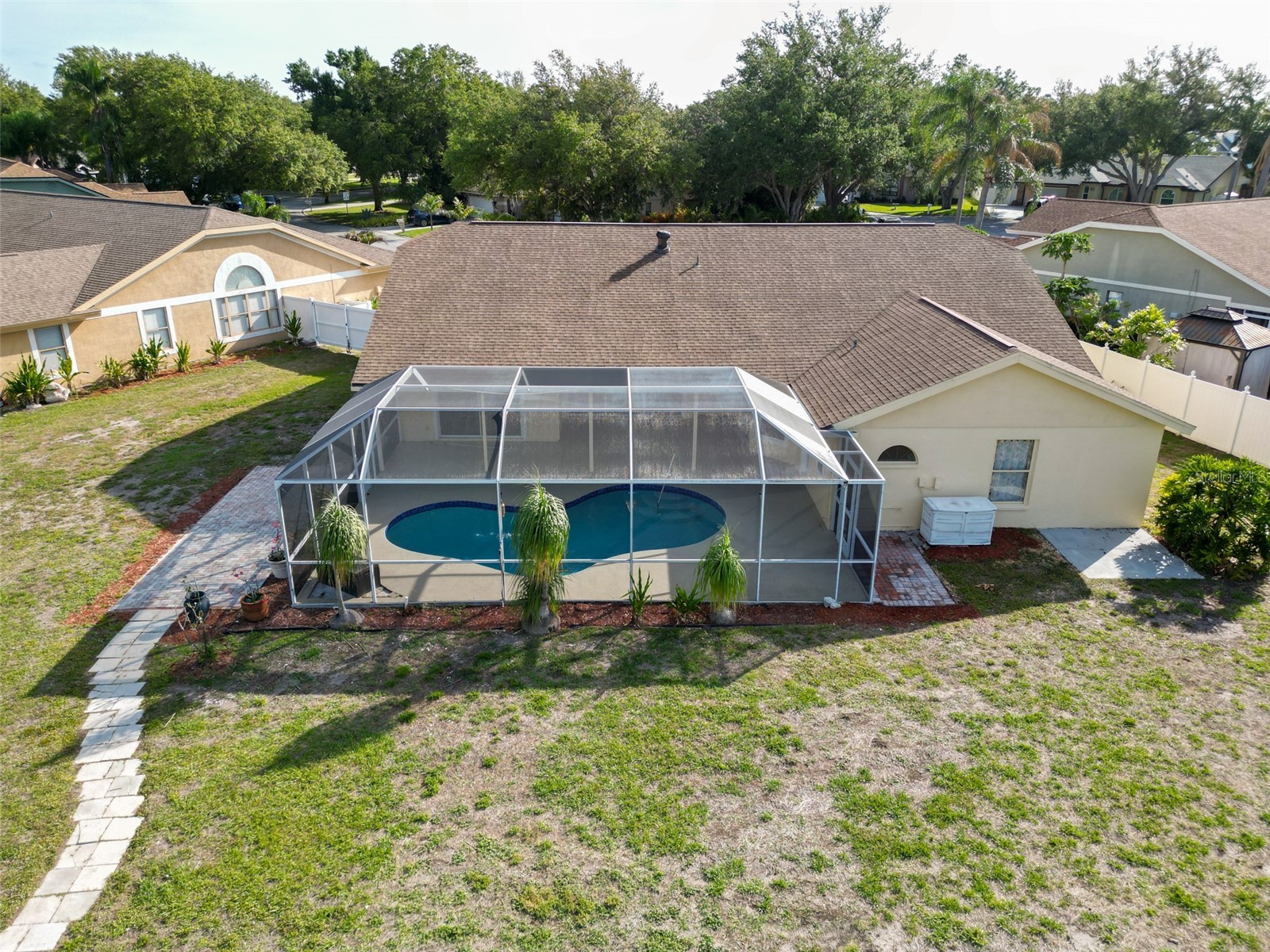 8432 Palm Lakes Court Sarasota FL 34243 A4694068 image19