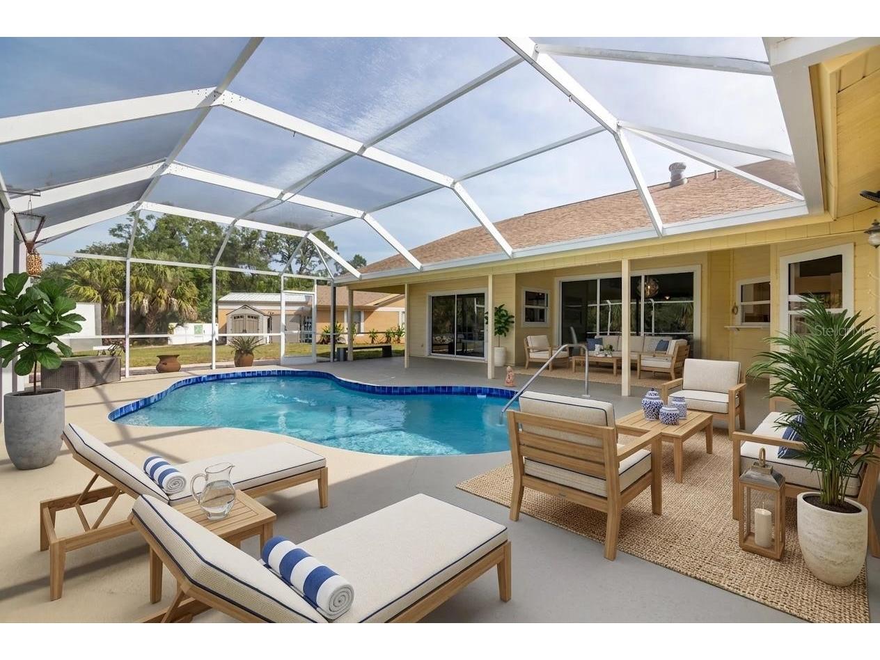 8432 Palm Lakes Court Sarasota FL 34243 A4694068 image8