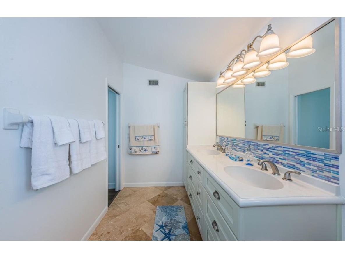 8432 W Gulf Boulevard Treasure Island FL 33706 TB8453130 image29