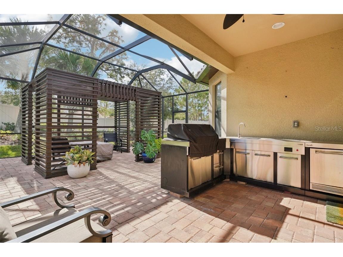 8433 Alberata Vista Drive Tampa FL 33647 TB8451671 image16