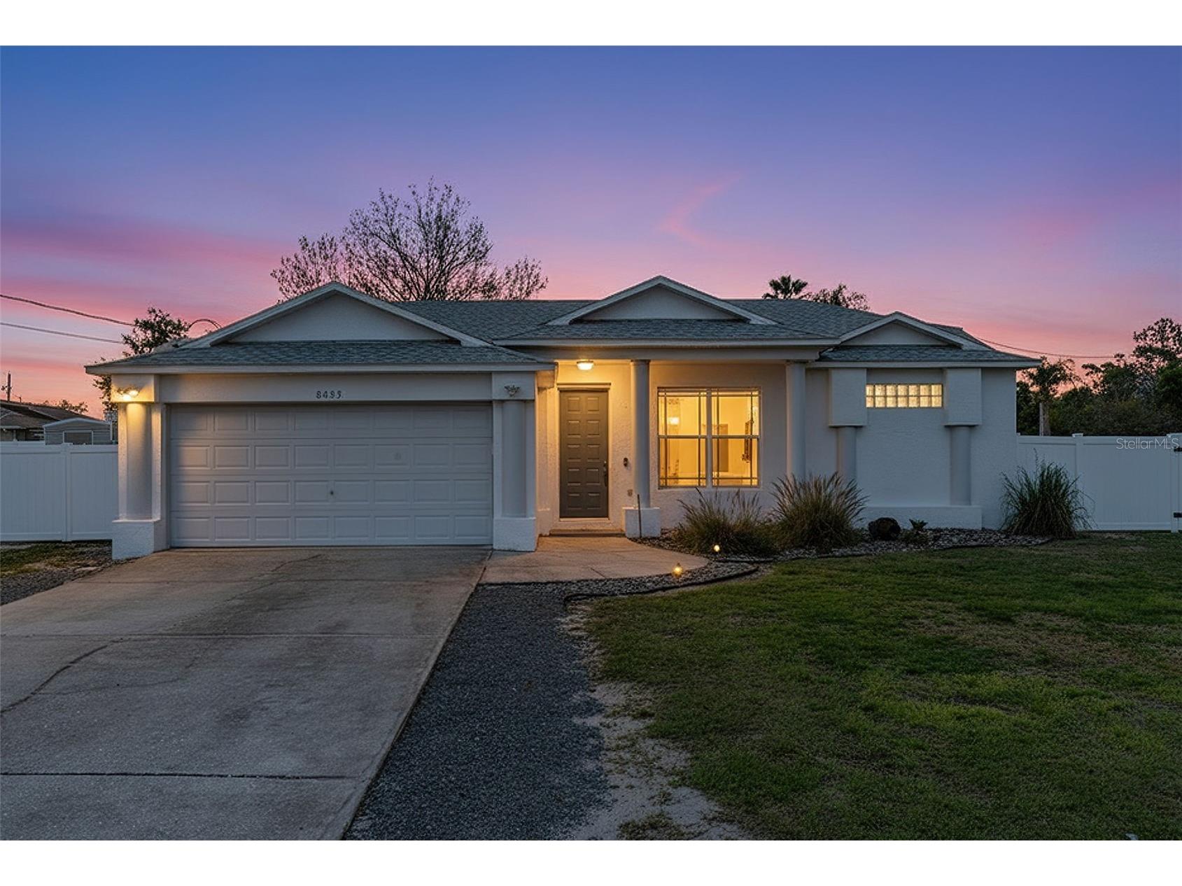 8433 Beachwood Court Spring Hill FL 34606 W7883511 image1