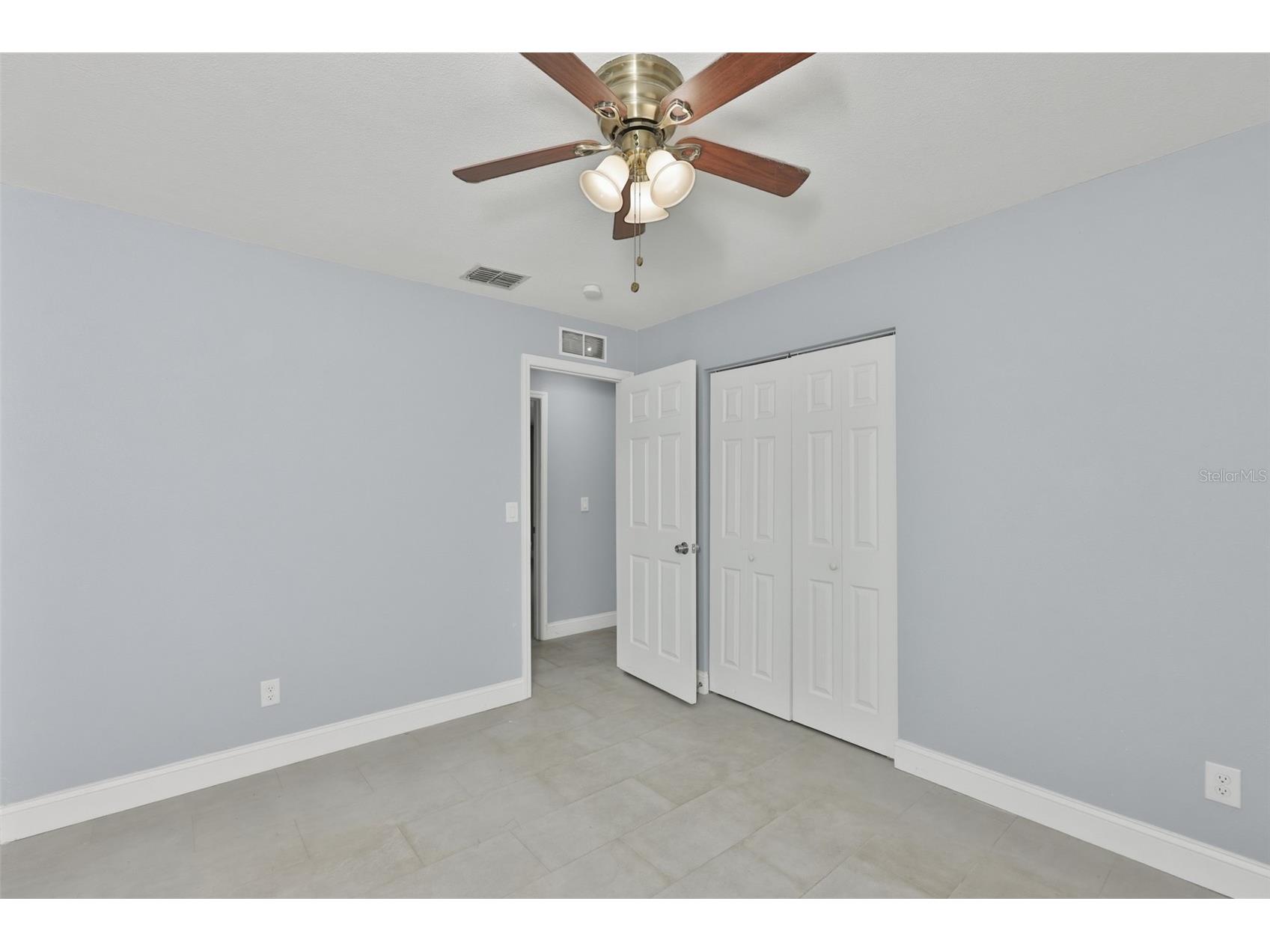8433 Somerset Drive Largo FL 33773 TB8529594 image14