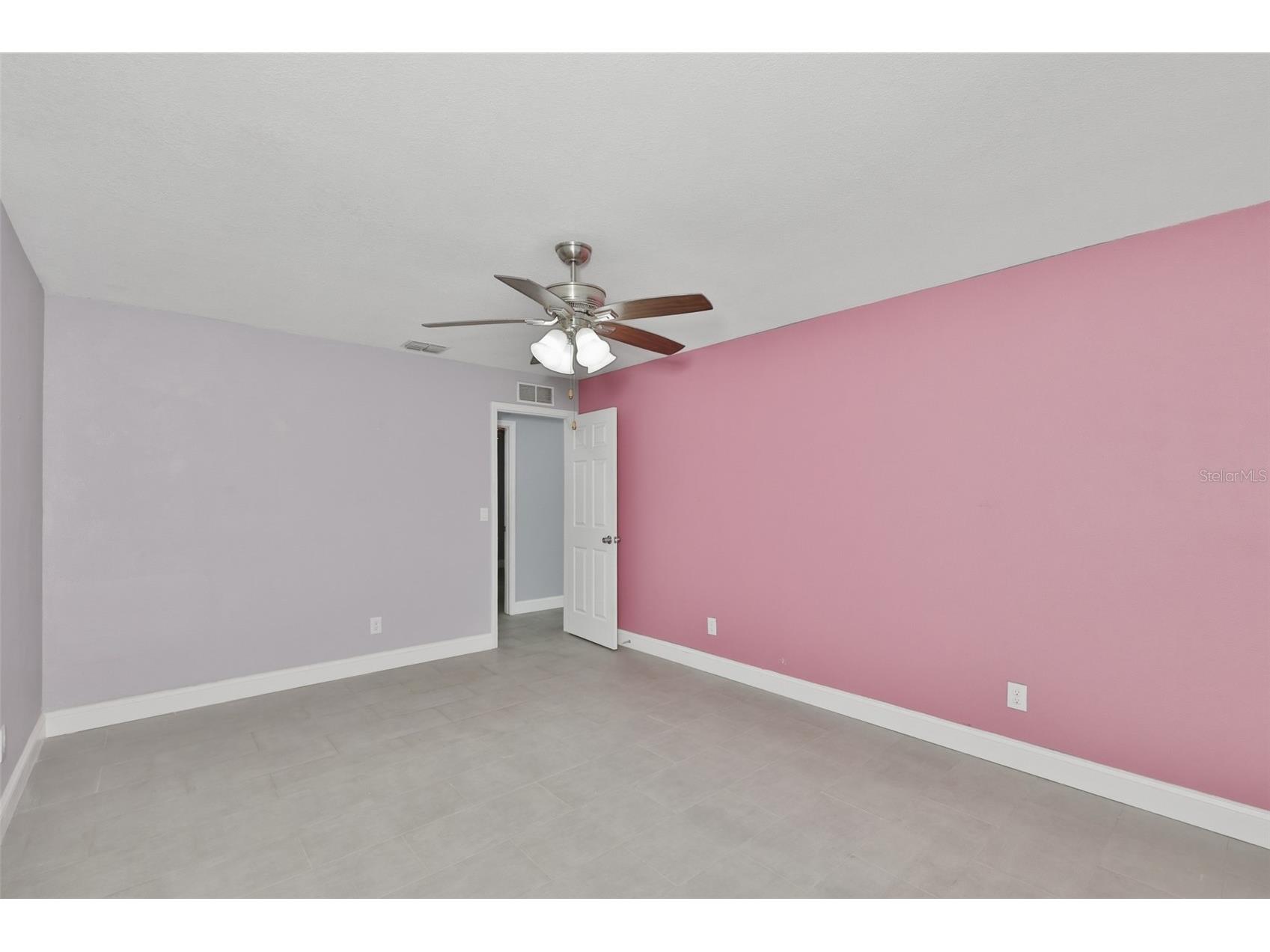 8433 Somerset Drive Largo FL 33773 TB8529594 image17
