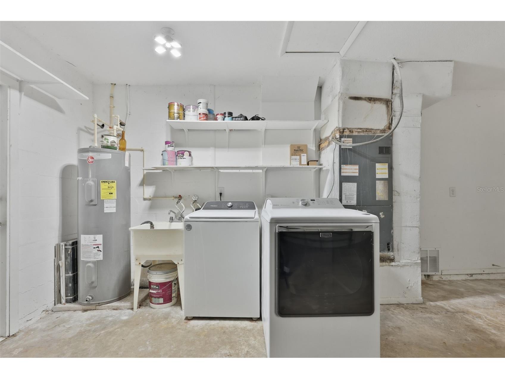 8433 Somerset Drive Largo FL 33773 TB8529594 image25