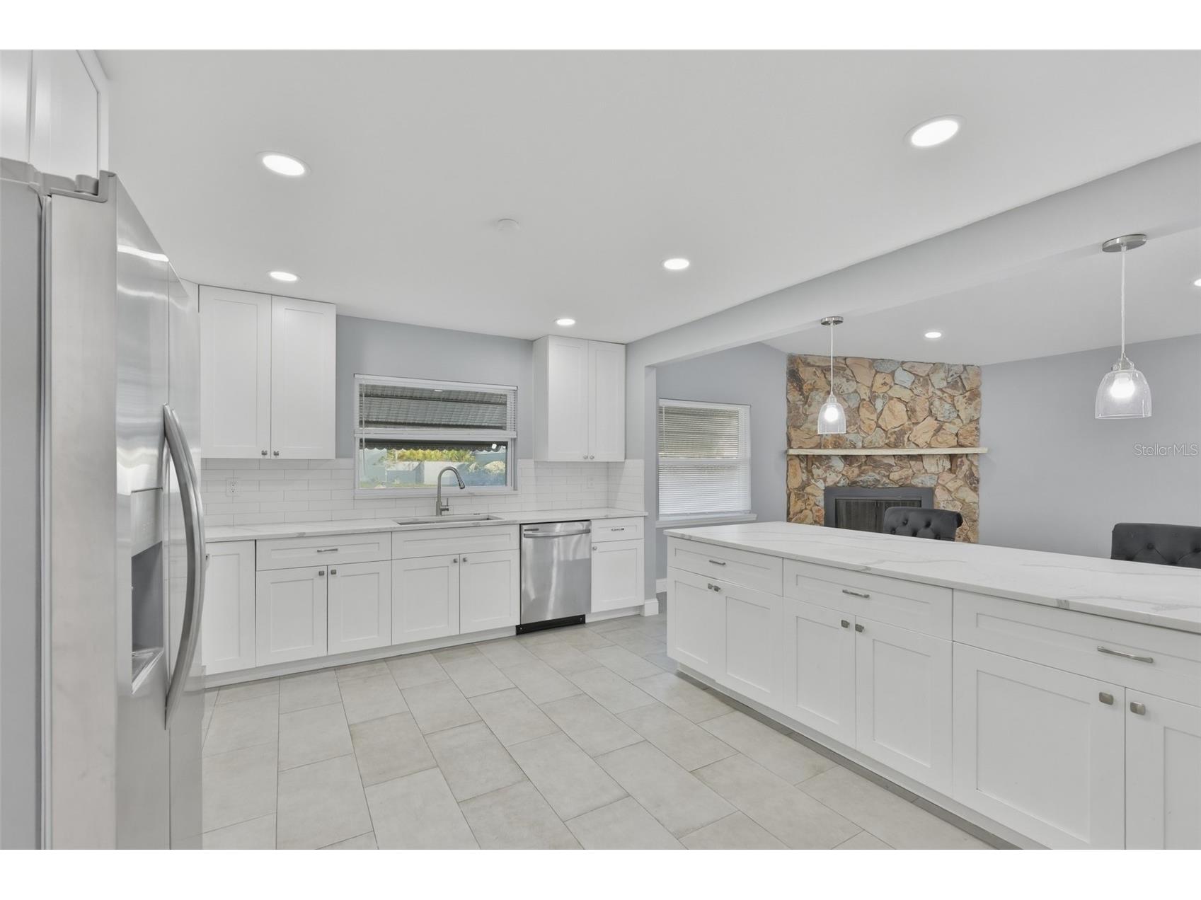 8433 Somerset Drive Largo FL 33773 TB8529594 image5