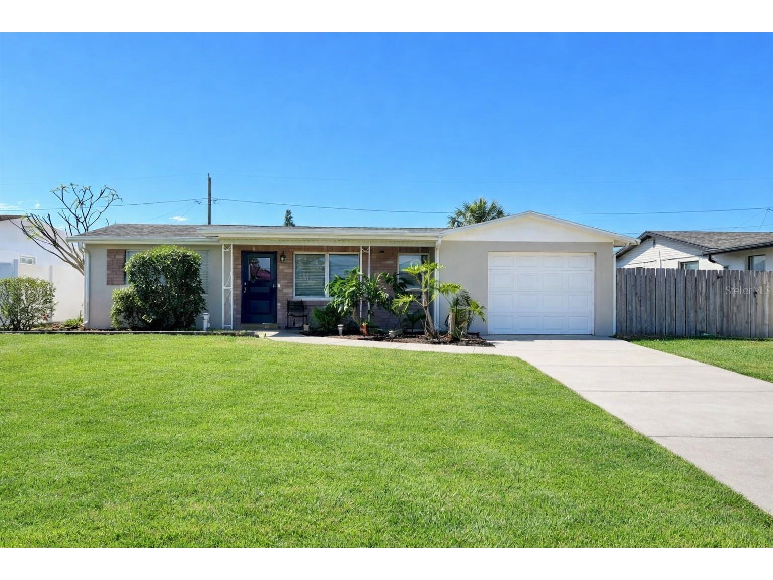 8434 77th Ave Seminole FL 33777 TB8514801 image1