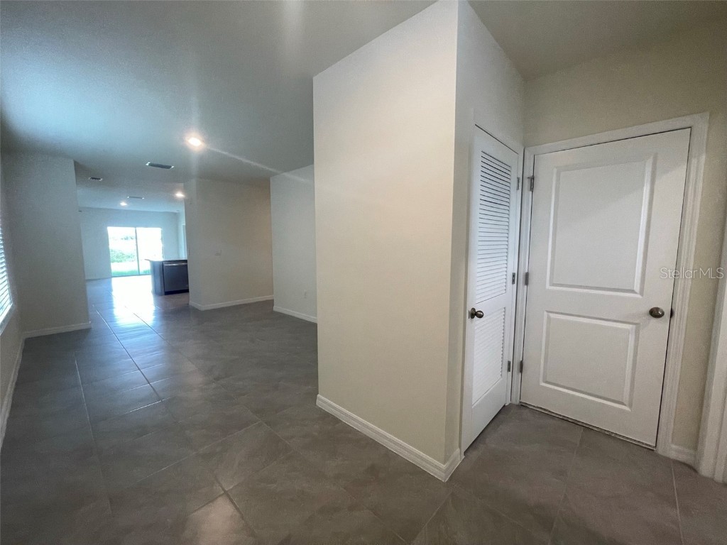 8434 Hardy Bay Loop Wesley Chapel FL 33545 TB8434627 image4