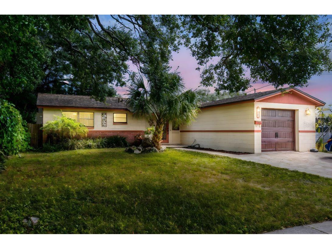 8435 60th Street N Pinellas Park FL 33781 W7880688 image1