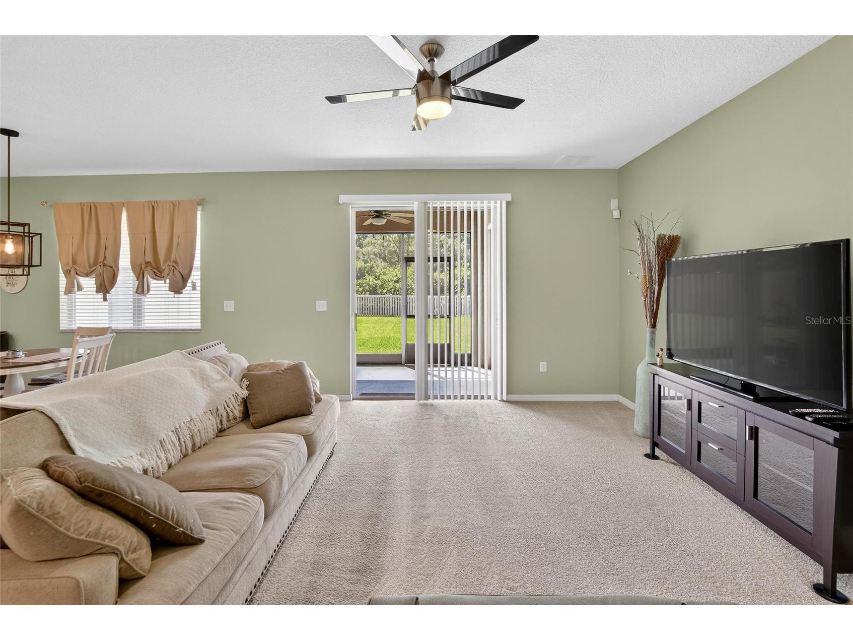 8435 Hunters Fork Loop Ruskin FL 33573 TB8415930 image28