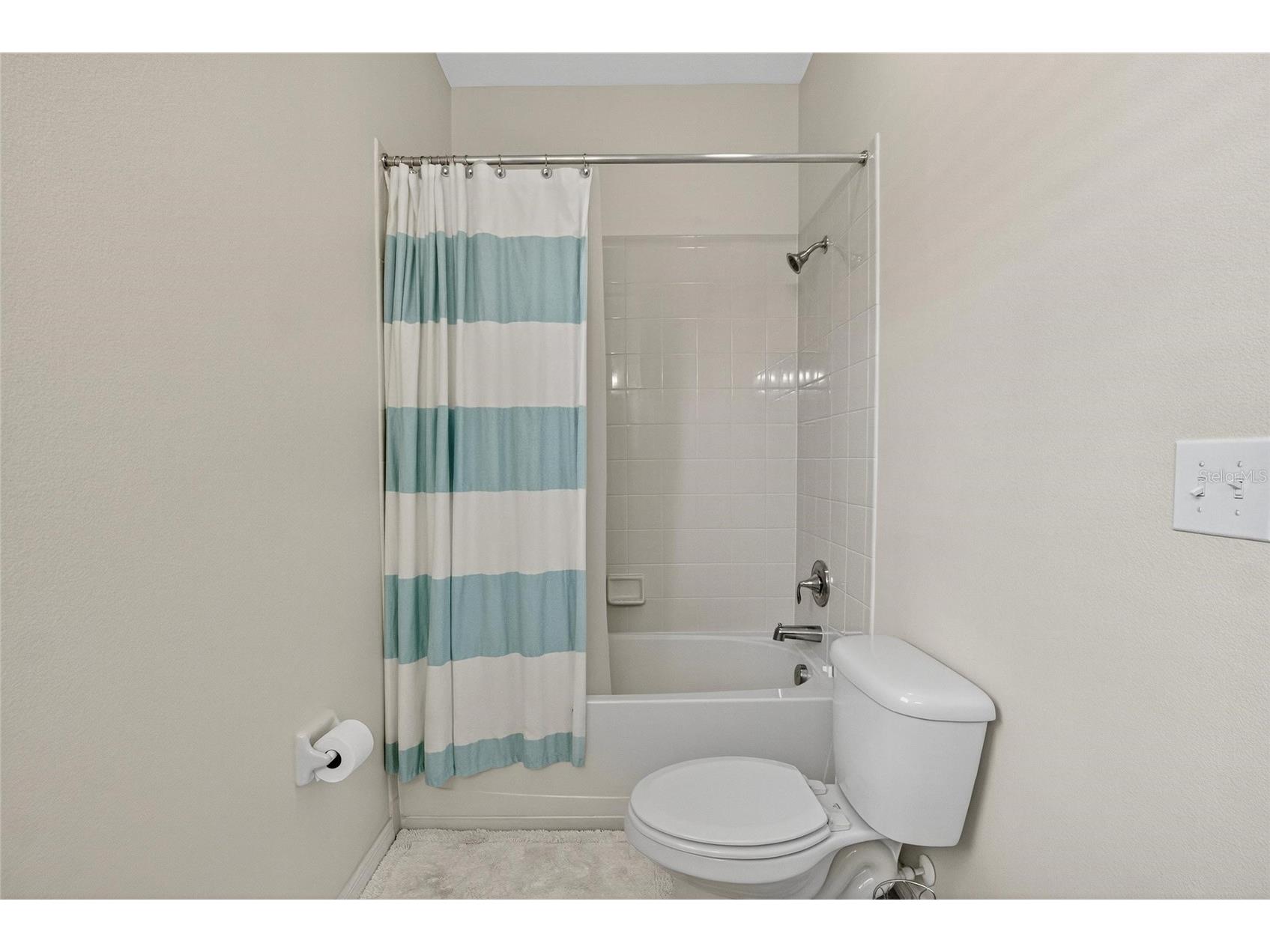 8435 Hunters Fork Loop Ruskin FL 33573 TB8415930 image34