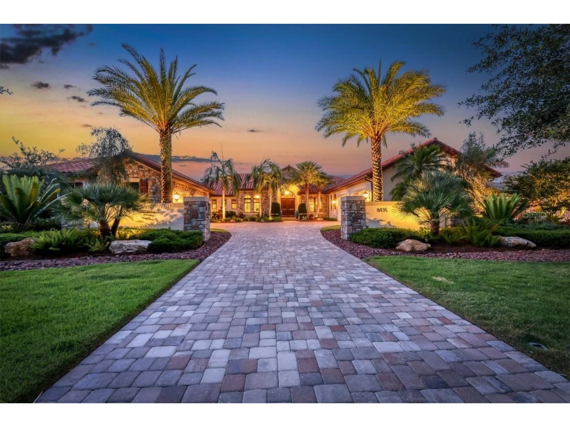 8435 Lindrick Lane Bradenton FL 34202 A4539533 image1