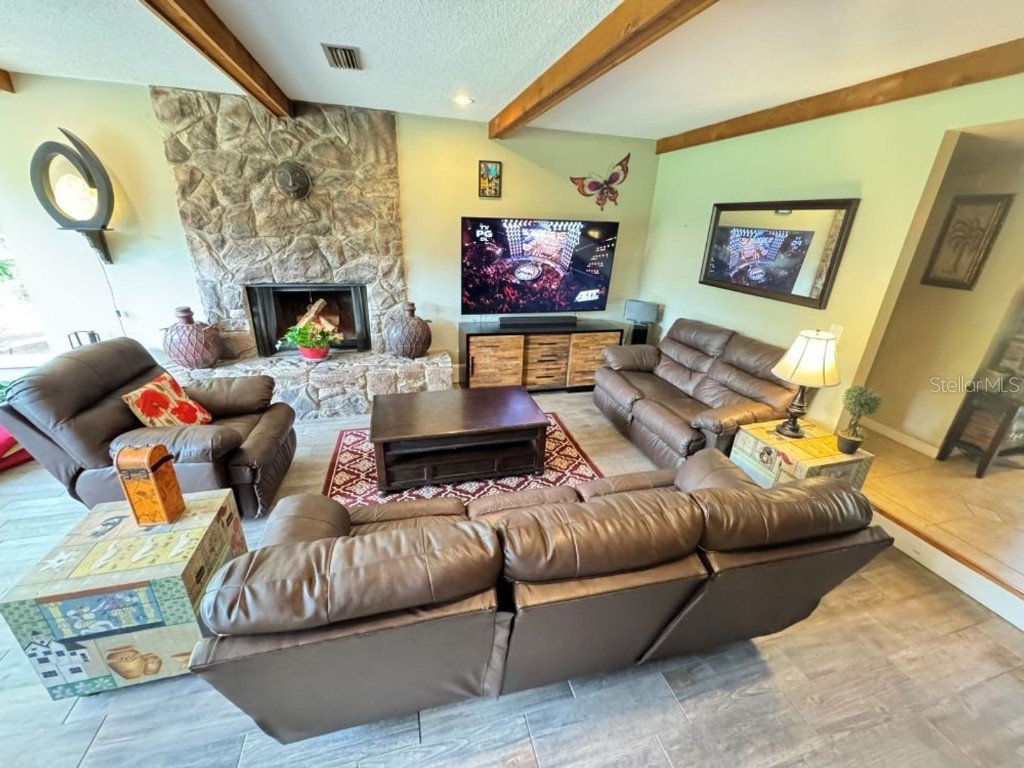 8435 NW 6th Avenue Gainesville FL 32607 GC535982 image5