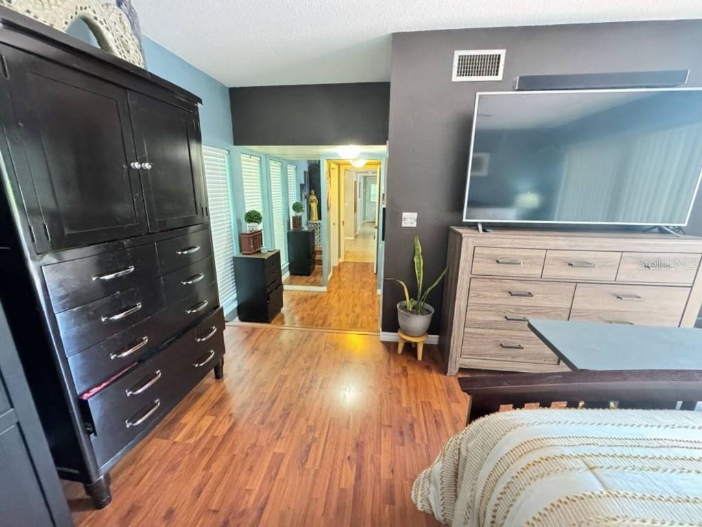 8435 NW 6th Avenue Gainesville FL 32607 GC535982 image9