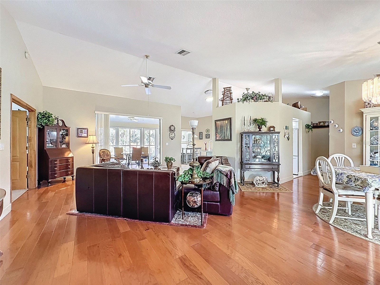 8437 Indies Drive Hudson FL 34667 TB8363369 image16