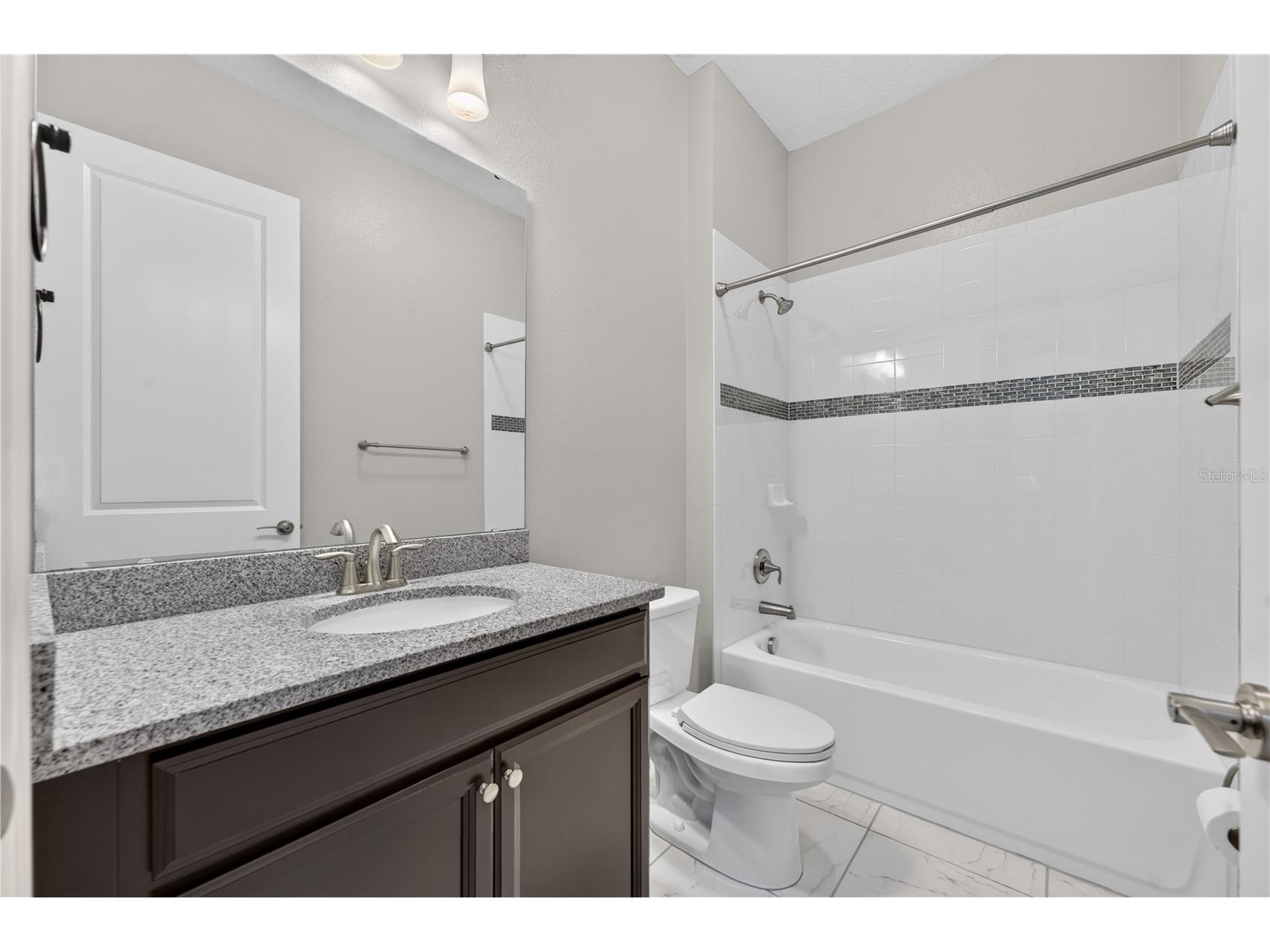 8437 Martinson Street Orlando FL 32827 O6421531 image21