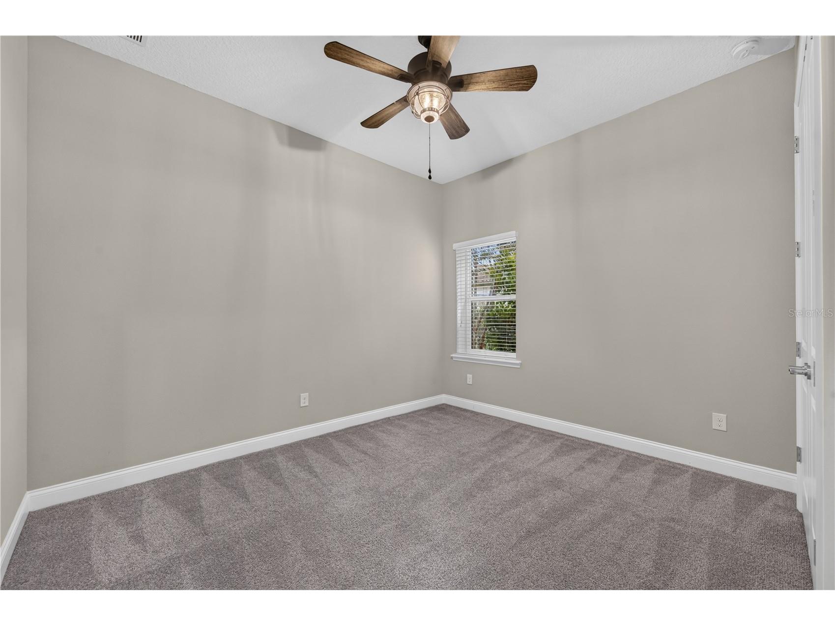 8437 Martinson Street Orlando FL 32827 O6421531 image22