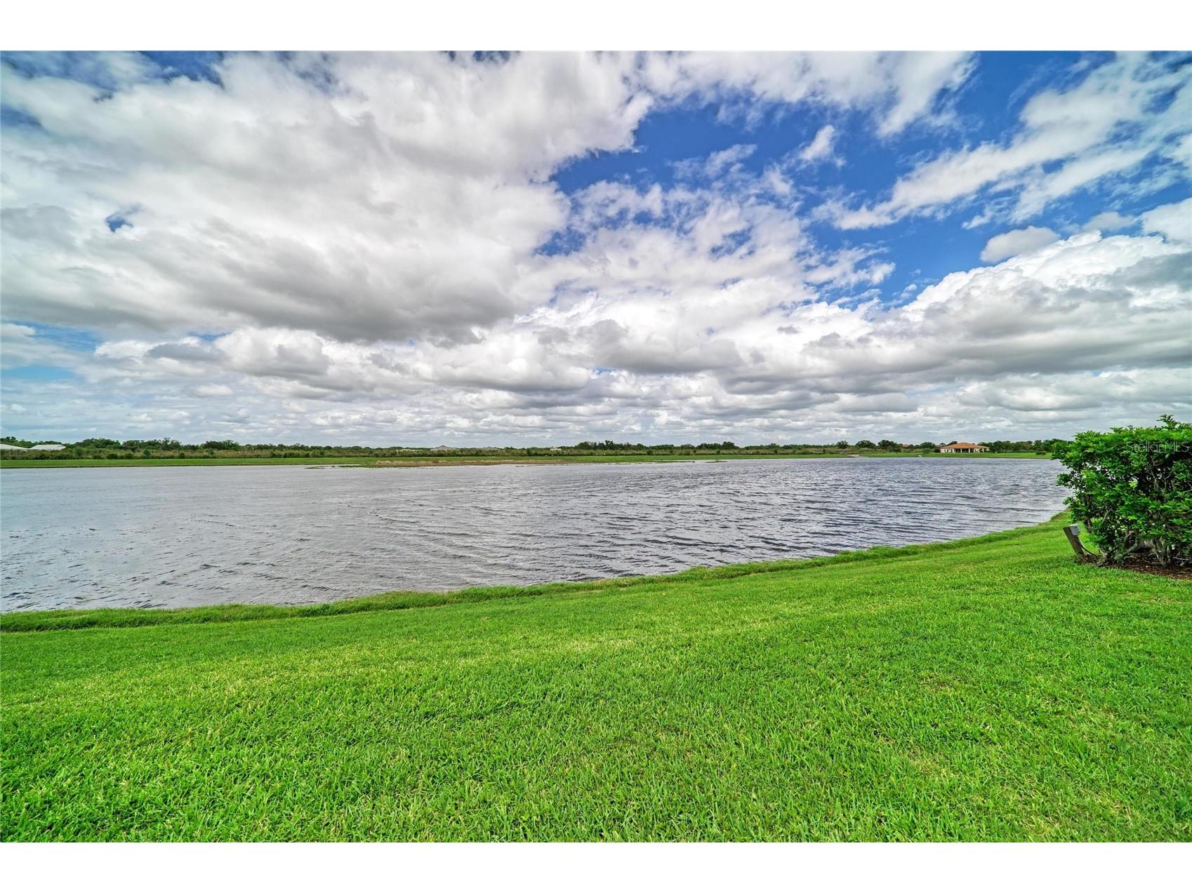 8438 Webber Road Sarasota FL 34240 A4688777 image2