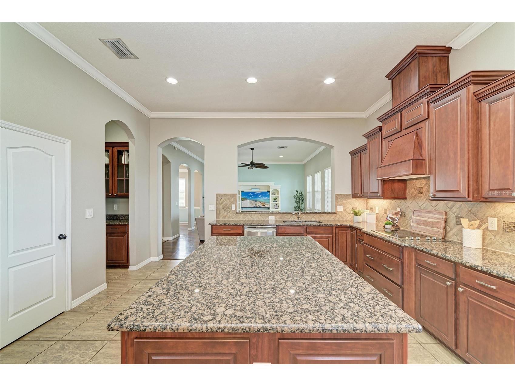 8438 Webber Road Sarasota FL 34240 A4688777 image35