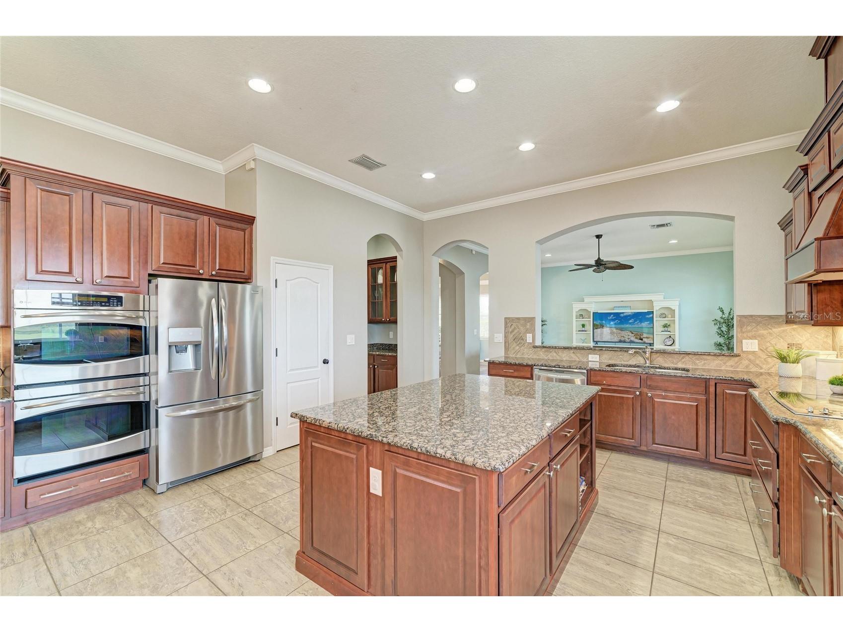 8438 Webber Road Sarasota FL 34240 A4688777 image36