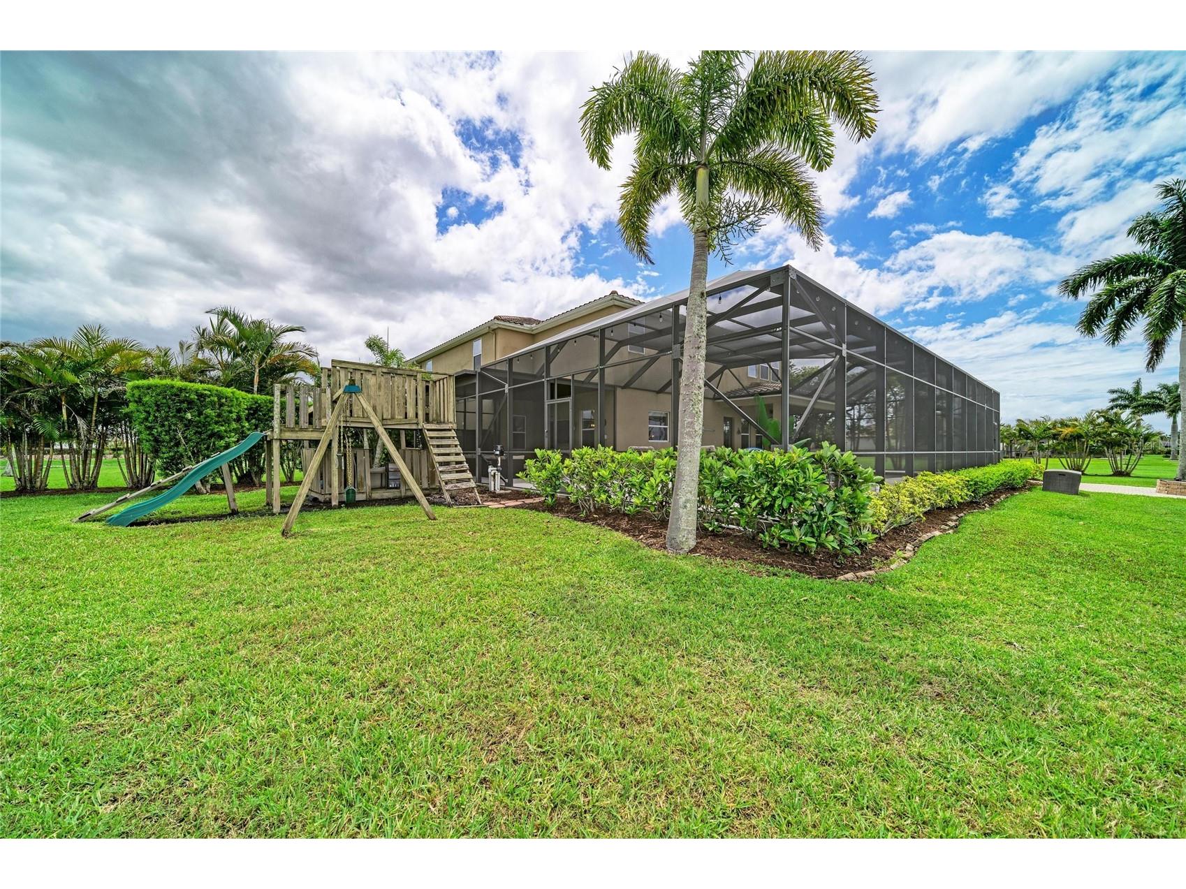 8438 Webber Road Sarasota FL 34240 A4688777 image67