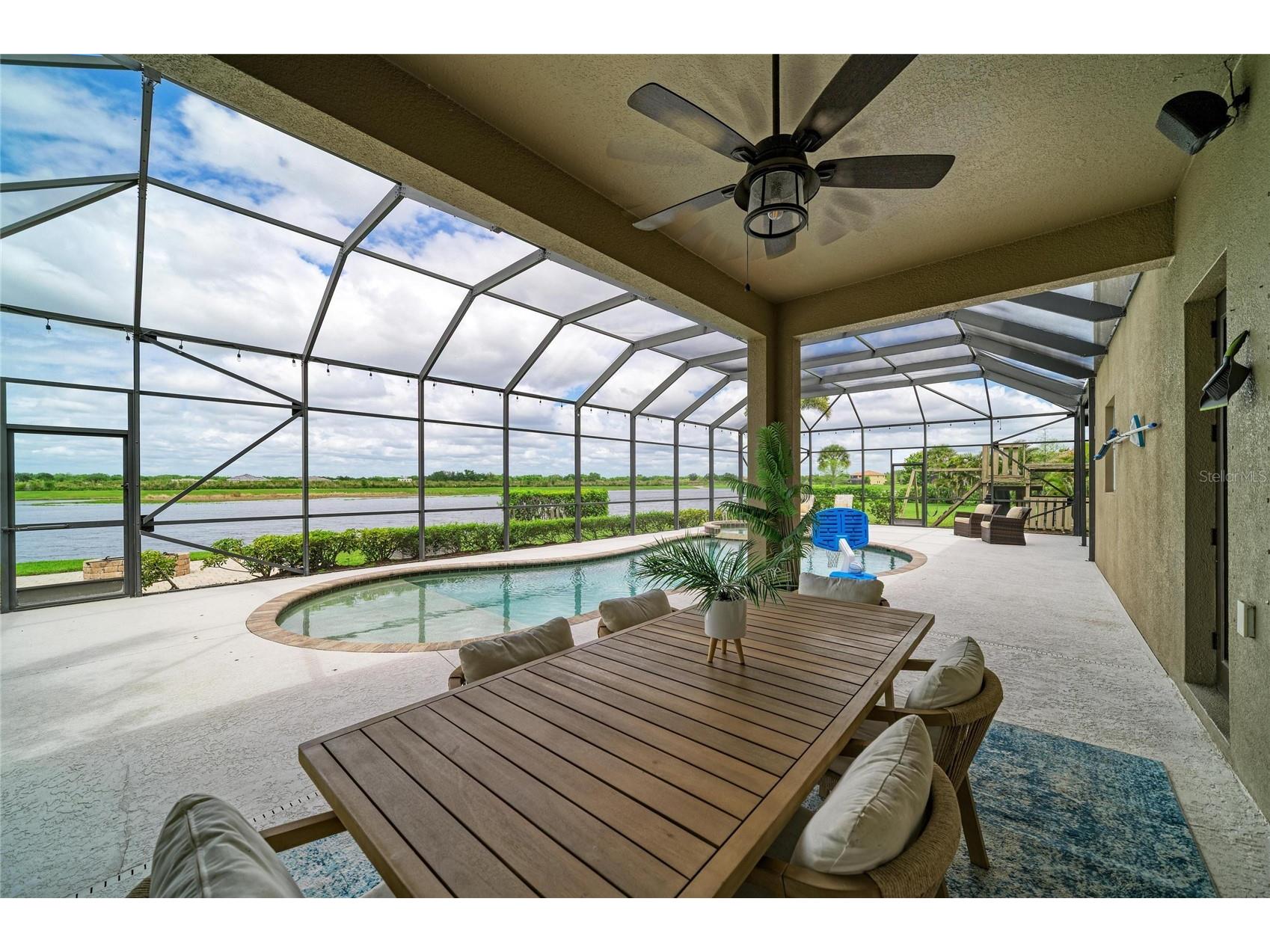 8438 Webber Road Sarasota FL 34240 A4688777 image8
