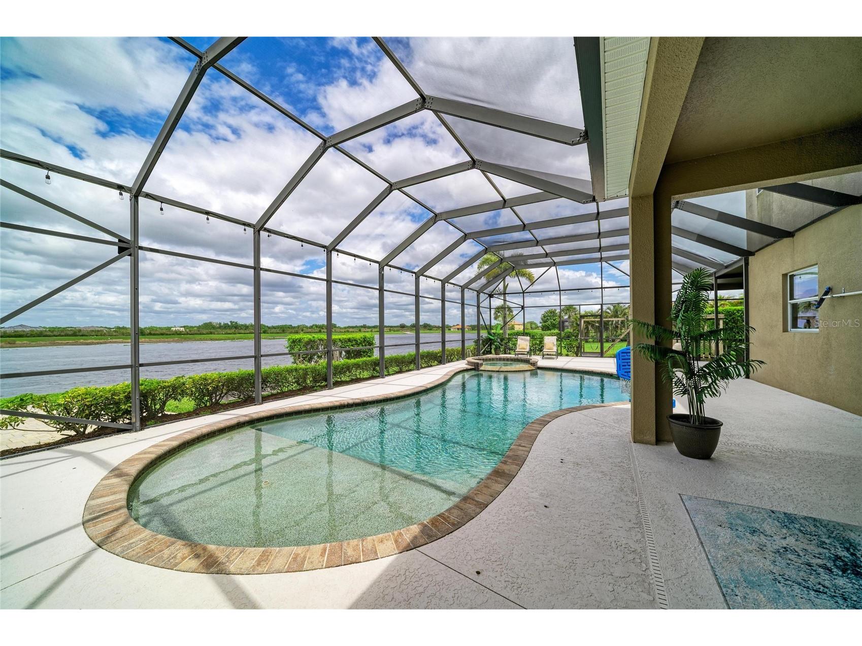 8438 Webber Road Sarasota FL 34240 A4688777 image9