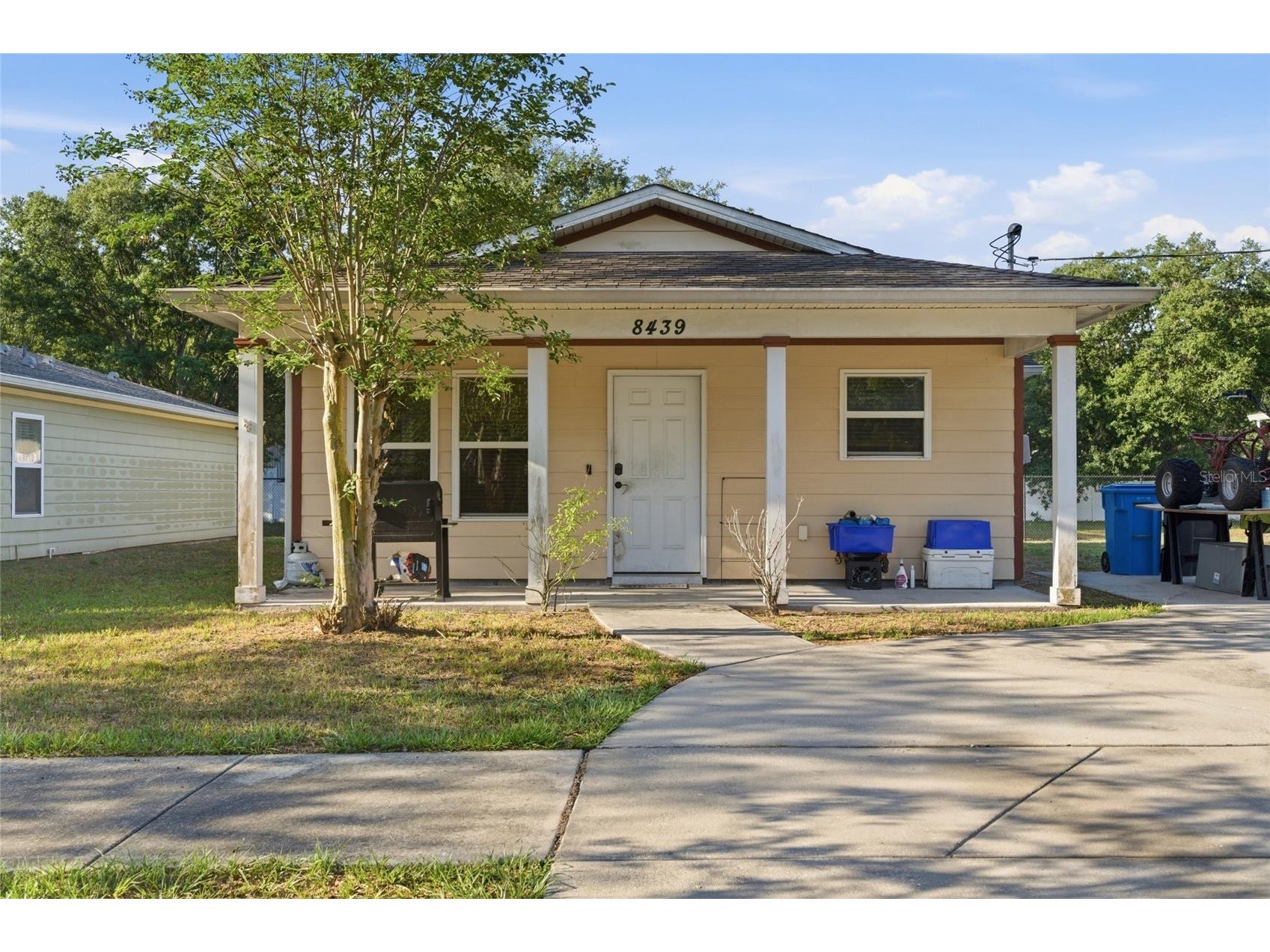 8439 Radio Lane Tampa FL 33619 TB8507531 image1