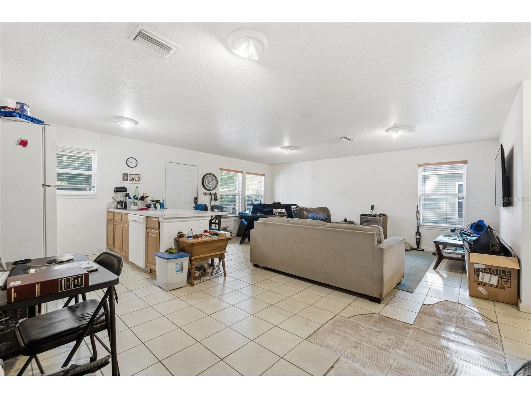 8439 Radio Lane Tampa FL 33619 TB8507531 image5