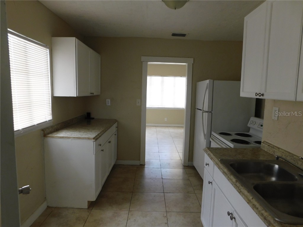 844 20th Street S Saint Petersburg FL 33712 TB8388478 image7