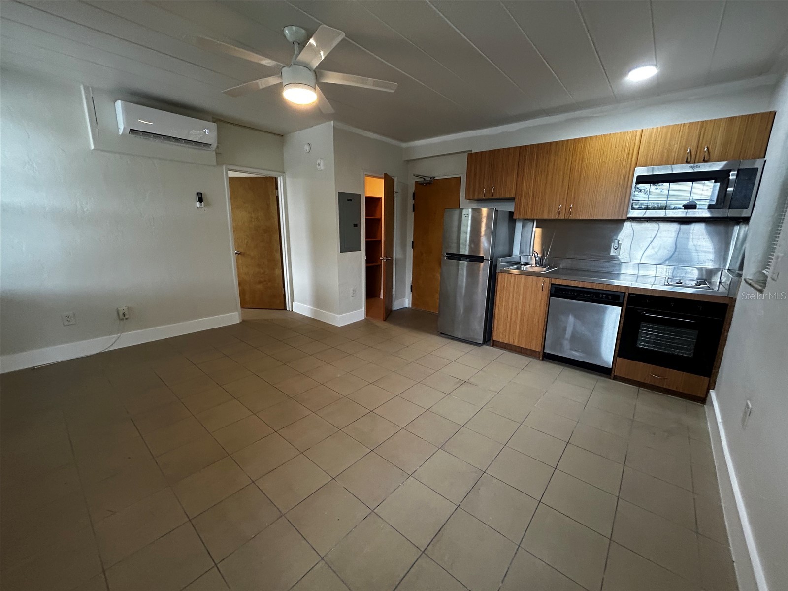 844 5th Avenue S Saint Petersburg FL 33701 TB8516933 image2